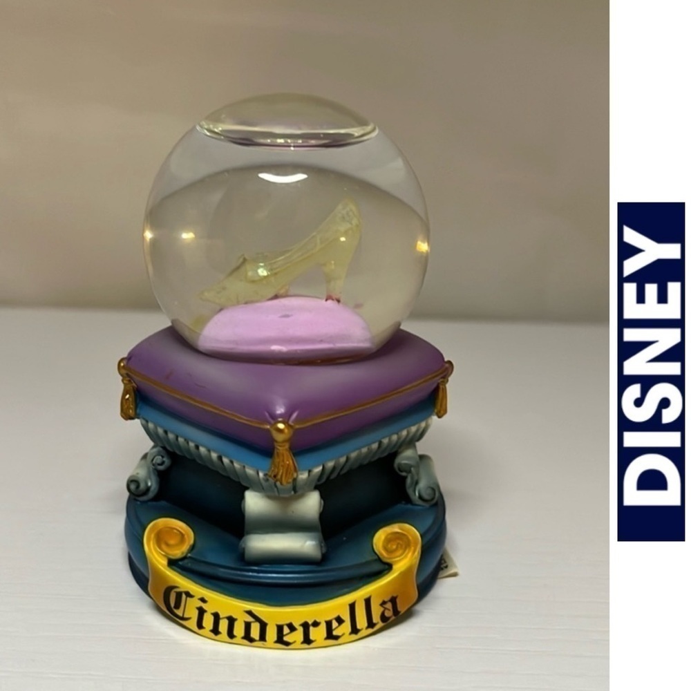 Disney Cinderella‎ Glass Slipper Mini Water Globe - Vintage